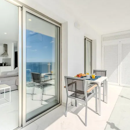 דירה Obsidian Ocean Blue